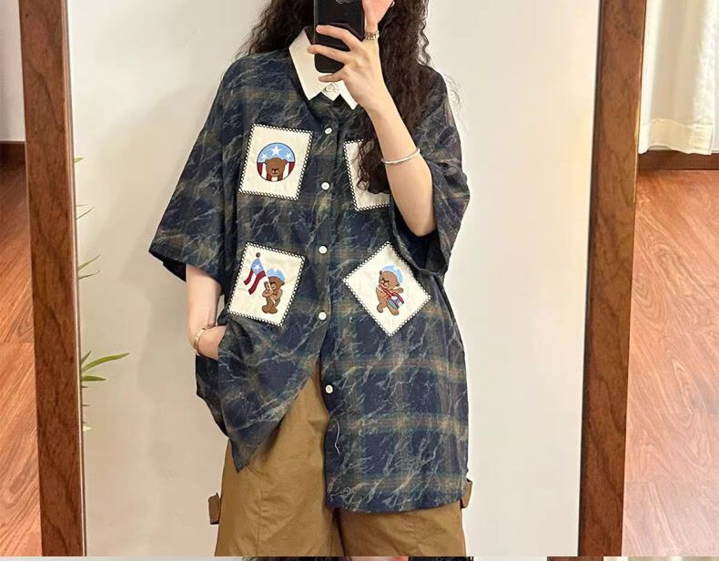 大活躍 刺繍 特別デザイン チェック柄 2色選択 半袖シャツ<U-8881>