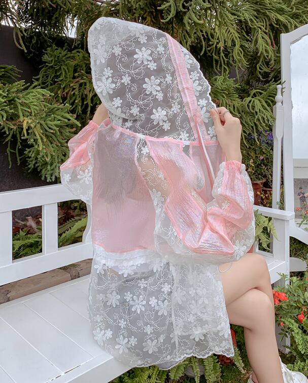 【人気急上昇中！】半額セール キュート 美人度アップ 透け感 日焼け対策 レース 刺繍 全3色 パーカー コート＜U-8510＞