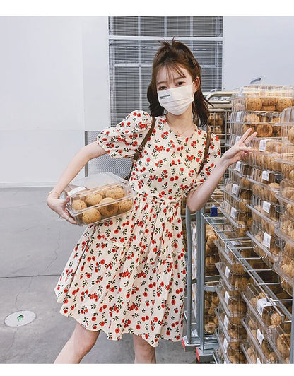 女子マスト 大注目 合わせやすい 上品 レース 切り替え ワンピース<U-11913>