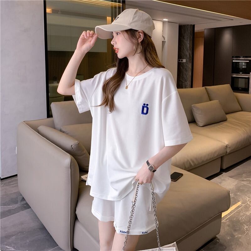 話題沸騰中 カジュアル 肌触り抜群 全3色 半袖 Tシャツ ショートパンツ セットアップ ＜U-8973＞
