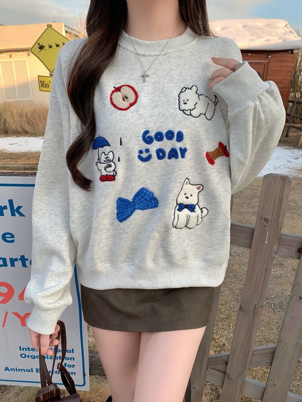 存在感抜群 sweet系可愛い トレンドアイテム 刺繍 2色選択 パーカー<U-9892>