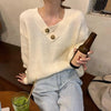 知的で品の良い Vネック 一目惚れ 無地 3色選択可 長袖 ニット セーター＜U-2572＞