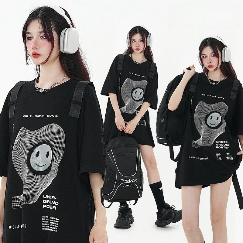 話題沸騰中 特別デザイン スタイルアップ効果抜群 ゆったり 男女兼用 半袖Tシャツ＜U-9060＞