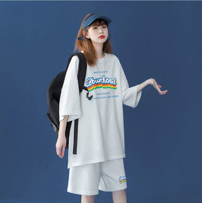 【半額セール】早い者勝ち  半袖Ｔシャツⅹパンツセット全4色 男女兼用<U-6553>