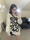 存在感アップ 英字ロゴゆったりニットセーター ダメージ加工 <U-4573>