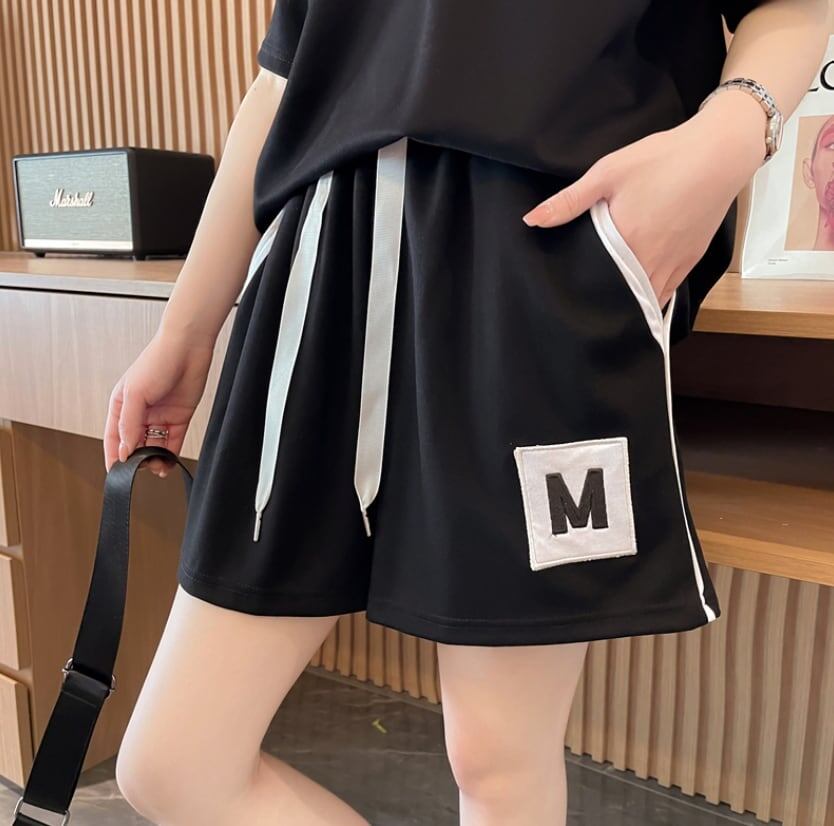 売り切れ必至  ルーズ 半袖Ｔシャツⅹパンツセット全2色<U-8190>