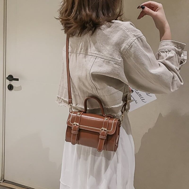 合わせやすい ショルダーバッグ レトロ メッセンジャーバッグ＜U-3687＞