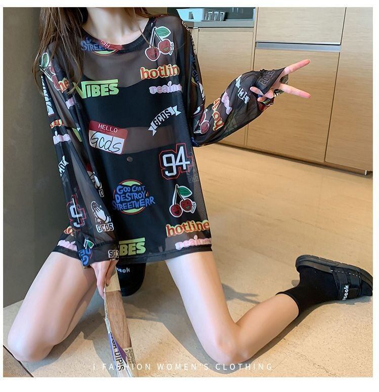 超人気 ルーズ 個性派 日焼け防止に透け感 Tシャツ＜U-8052＞