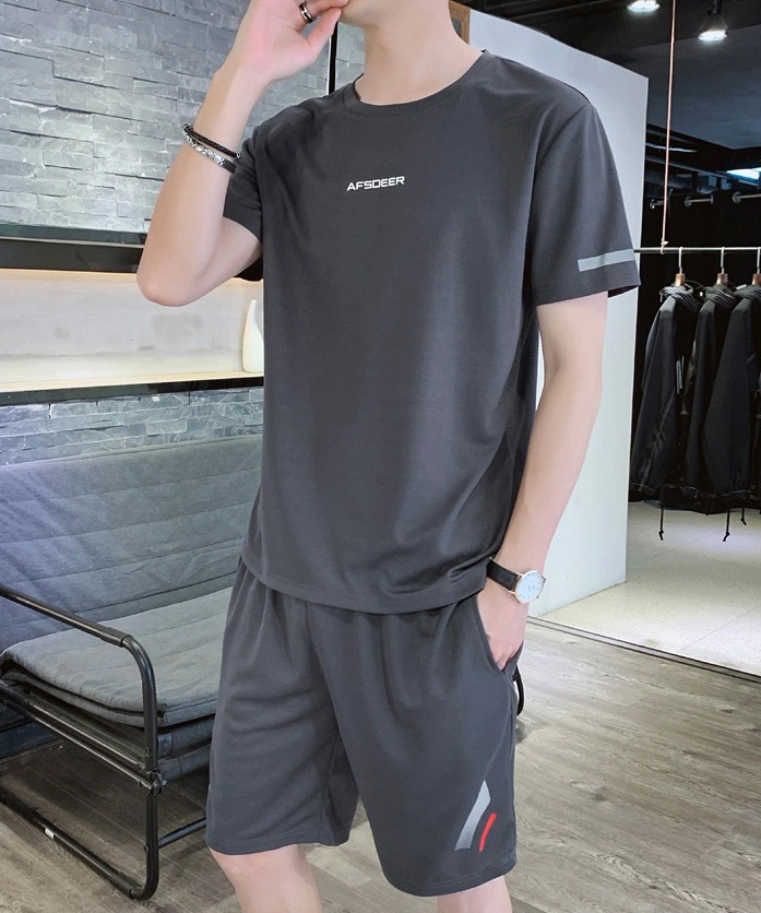 今季トレンド スポーツ Tシャツ & ショーツ セットアップ U-80096