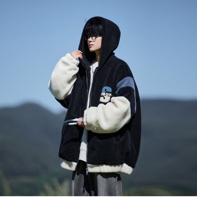 話題沸騰中 もこもこボア 3色展開 ジップアップパーカーU-12582