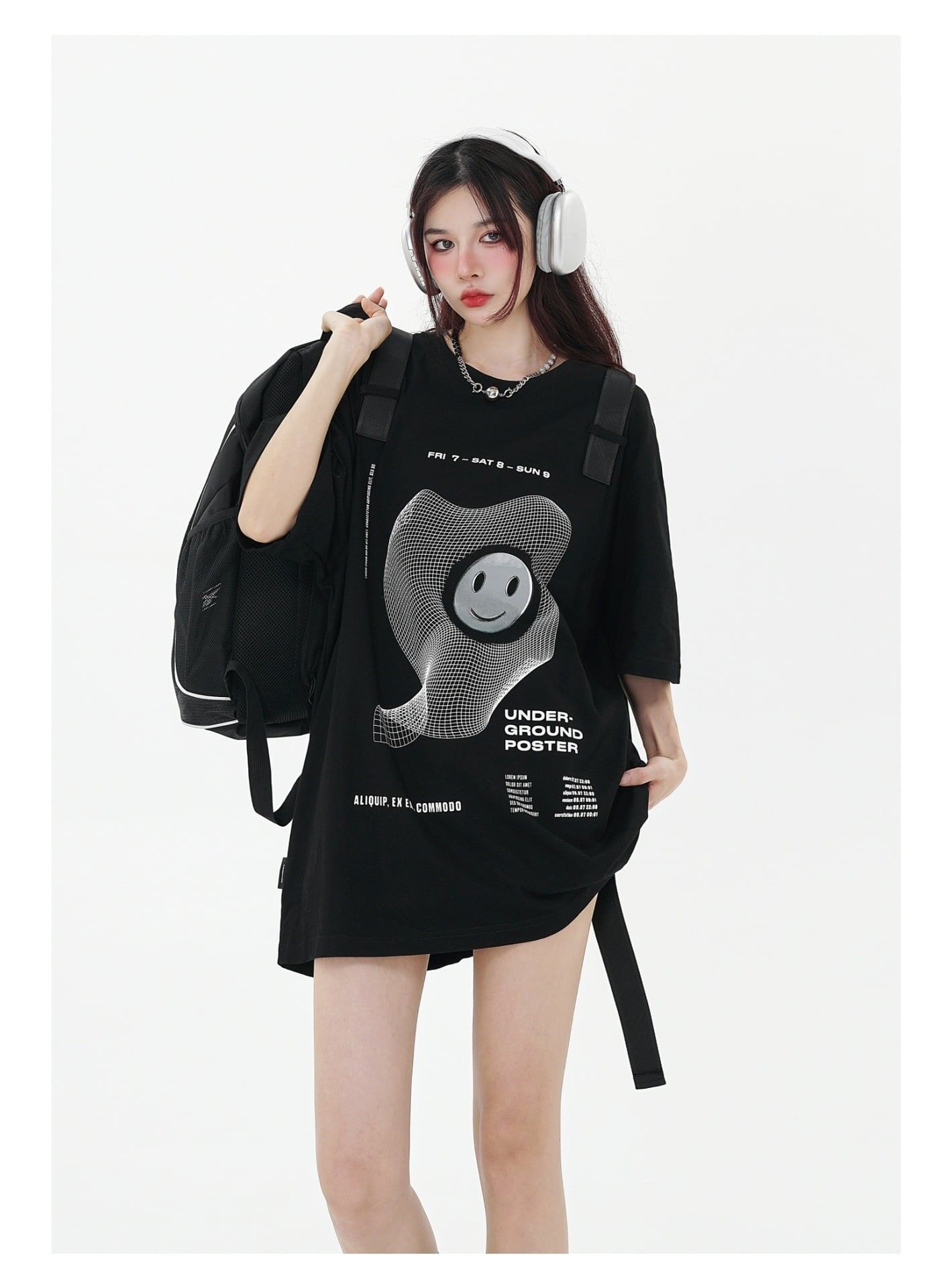 話題沸騰中 特別デザイン スタイルアップ効果抜群 ゆったり 男女兼用 半袖Tシャツ＜U-9060＞