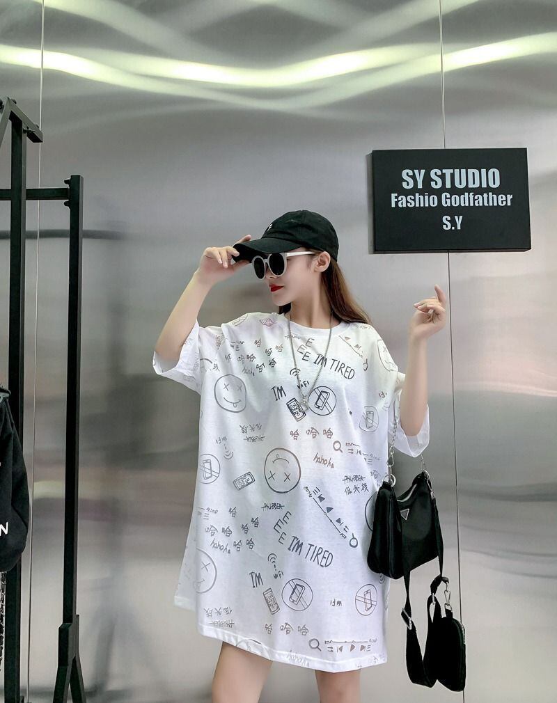 売り切れ必至 ゆったり ファッション感満々 ロング丈 3色半袖Tシャツ＜U-9086＞