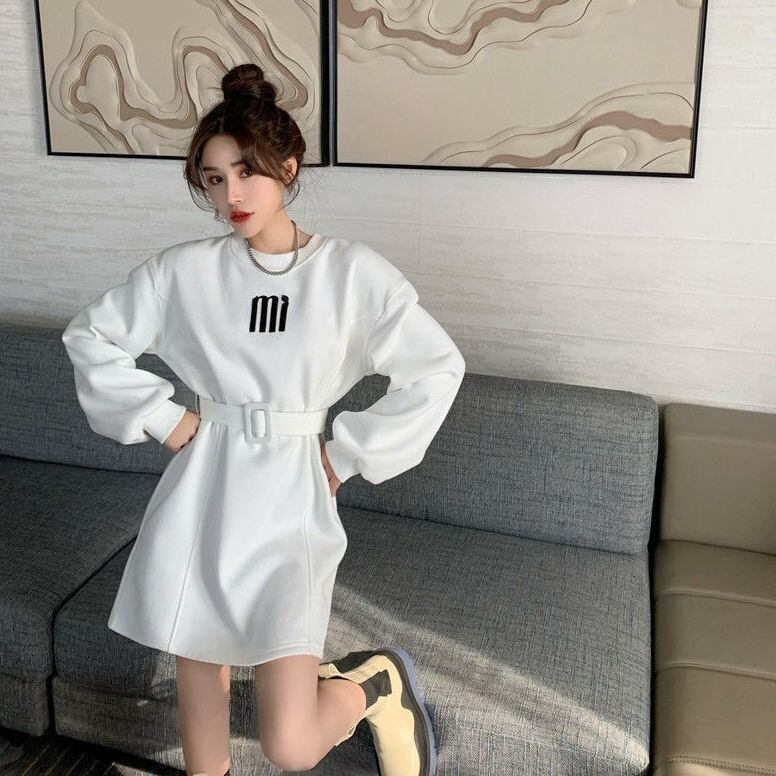 絶対流行 デザイン性抜群 美人度アップ 2色選択可 ワンピース<U-9496>