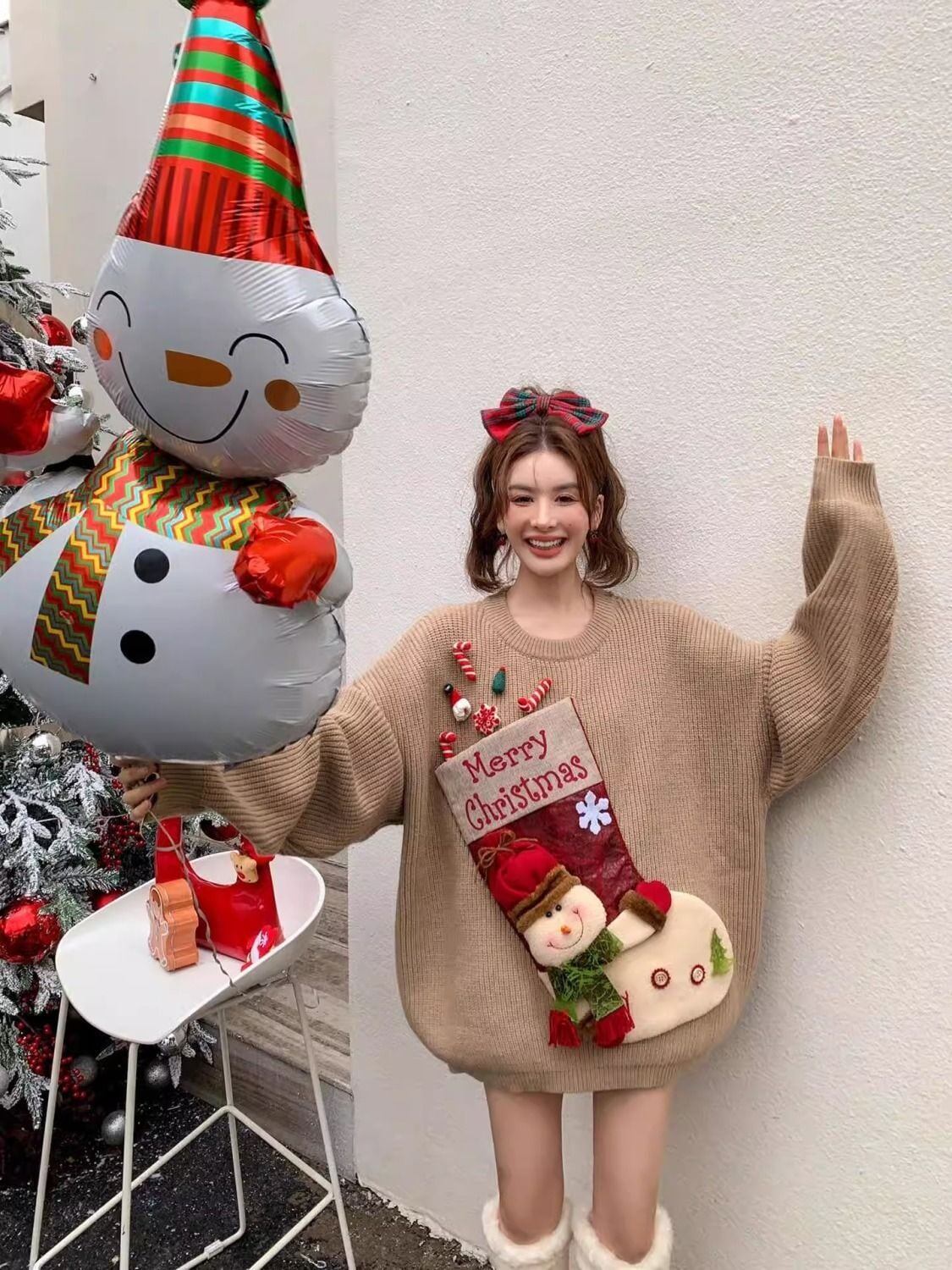超人気クリスマスロゴニットセーター2色あり<U-4551>