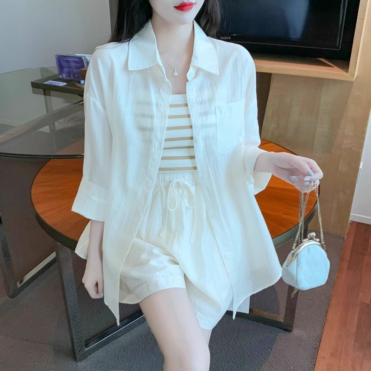 魅力的 紫外線対策 ファッション シャツ パンツセット ＜U-8646＞