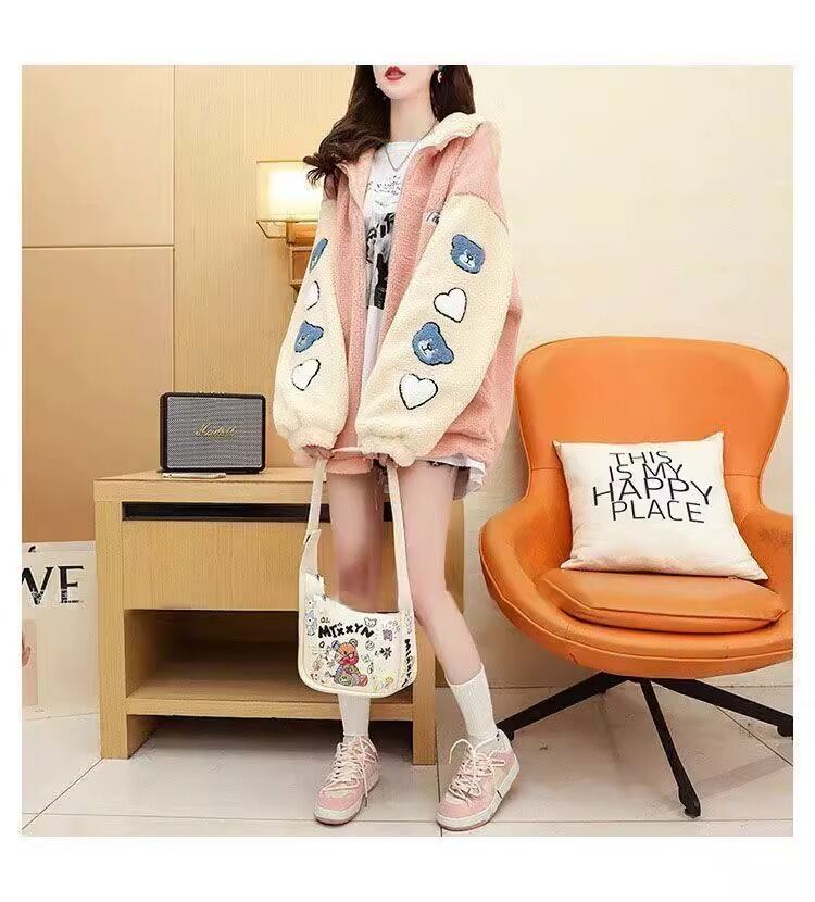 売り切れ必至 カジュアル 快適トップス 刺繍 切り替え 2色選択 ラムフリース コート ボアジャケット<U-9766>
