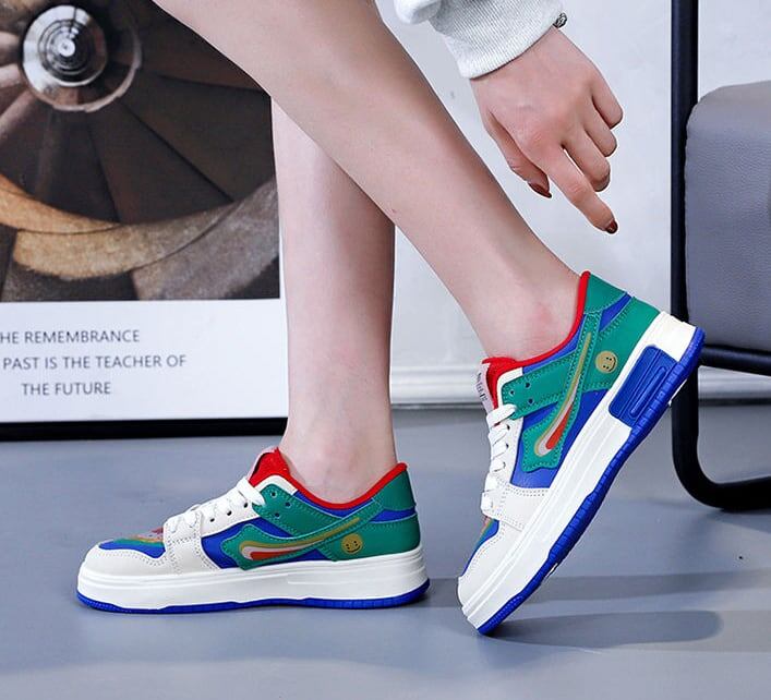 新商品 早い者勝ち 超人気 オシャレ度満点 2種類選択可 スニーカー<U-8784>