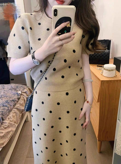 好感度100％ 柔らかくて優しい印象 効果抜群 プリント切り替え 2色 セットアップ<U-10855>