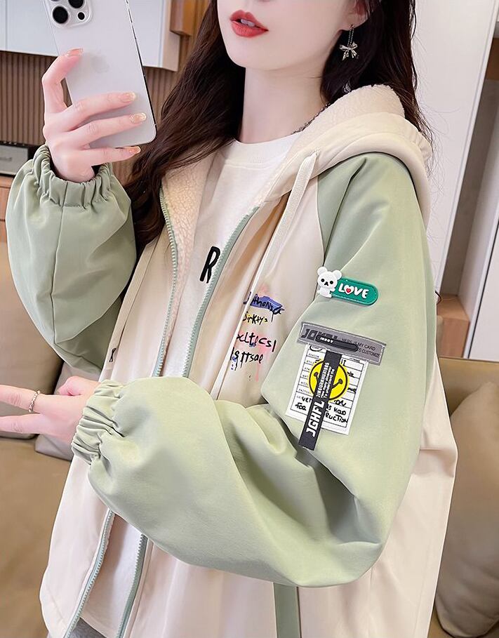 絶対欲しい スタイルアップ 定番シンプル 切り替え 2色選択 パーカー トップス＜U-9702＞
