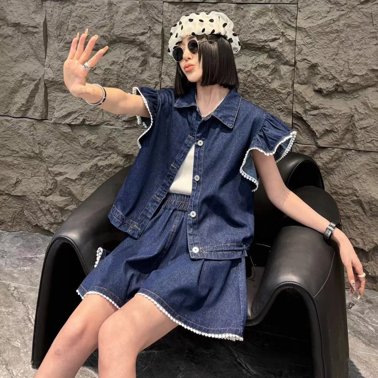 大好評 ファッション 売り切れ必至 2色選択 デニム 半袖 Tシャツ+ 短いスカート セットアップ ＜U-8992＞