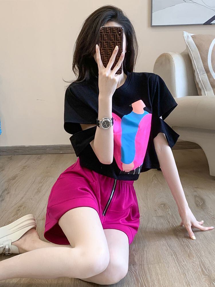 着回し力抜群 上質 好感度UP プリント 半袖Ｔシャツ ショートパンツ セットアップ <U-8859>