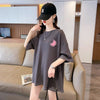 可愛いピンク月柄 Tシャツ 刺?入り 丸襟 半袖＜U-2832＞