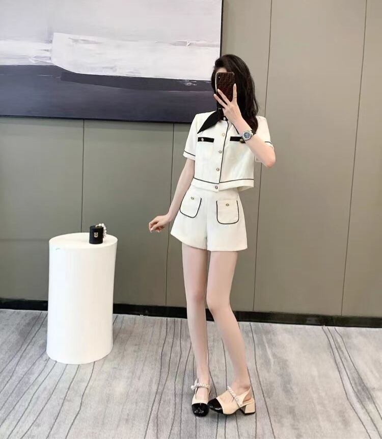 美人度アップ エレガント 絶対流行 上質 半袖Ｔシャツⅹパンツセット<U-6609>