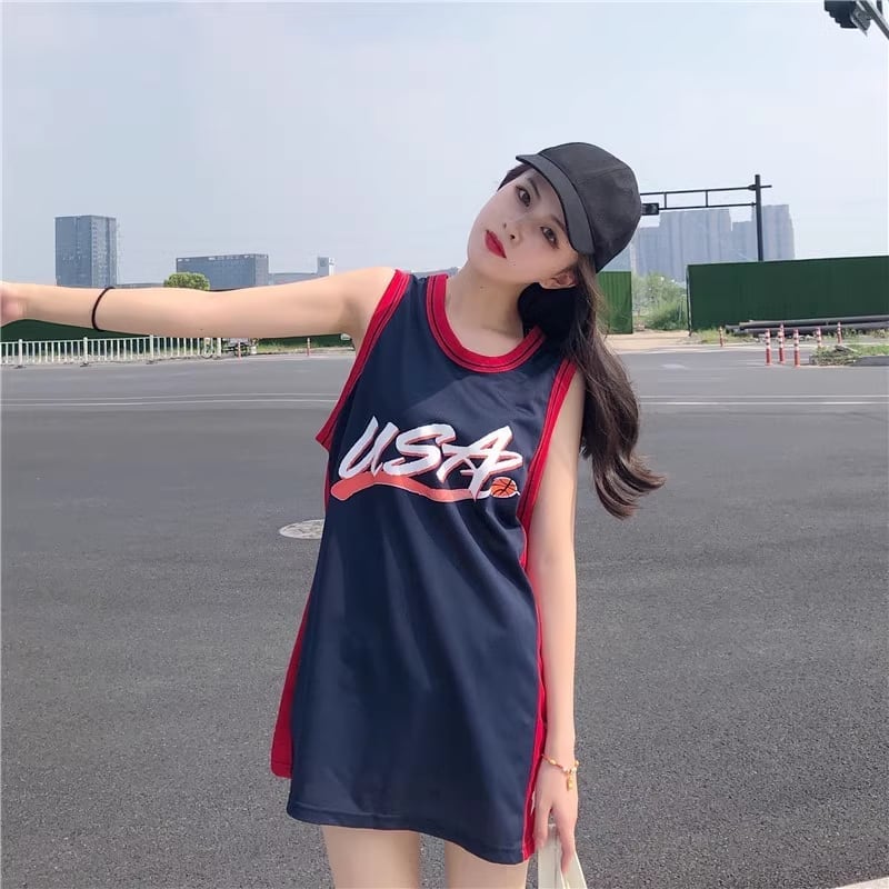キュートでハンサムなスポーツスタイルのベストドレスバスケットボールユニフォームルーズミッドレングスノースリーブTシャツトップ   ＜U-2853＞