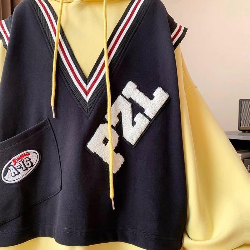 元気いっぱい アルファベットプリント レイヤード 配色フード付きパーカ 三色＜U-4073＞
