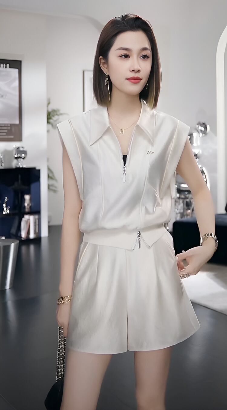絶対欲しい 上品 着心地良い カジュアル 半袖 Tシャツ ショートパンツ セットアップ ＜U-8819＞